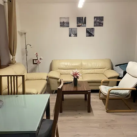 Hétvégi ház Apartmán Losonci *