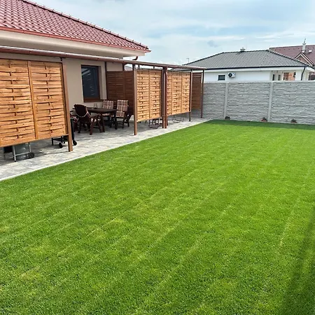 Hétvégi ház Apartmán Losonci