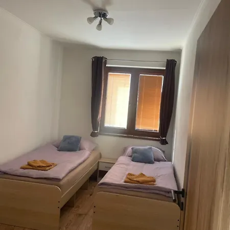 Losonci Apartment *